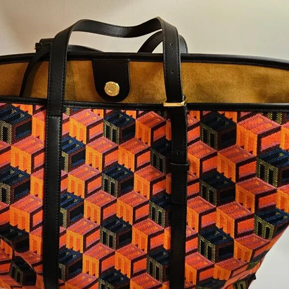 MCM large tote - Picture 8 of 8